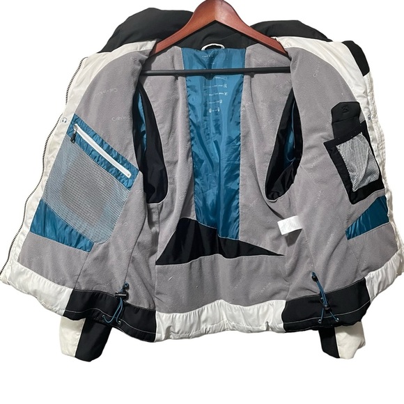 Calvin Klein Performance Down Puffer Winter White Puffer Ski Coat Size Medium - Picture 3 of 11